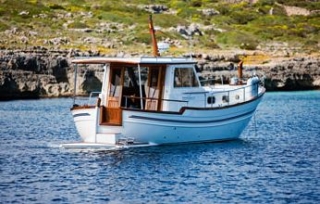  Wählen Sie eines unserer Boote 